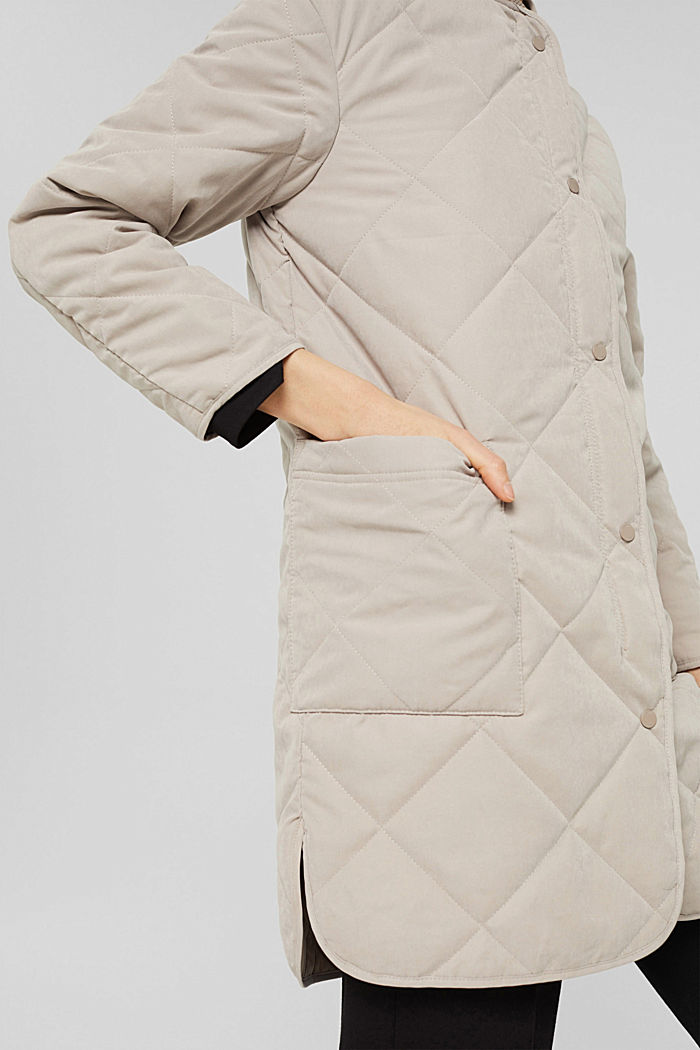 Made of recycled material: Quilted coat with zip, LIGHT TAUPE, detail image number 2