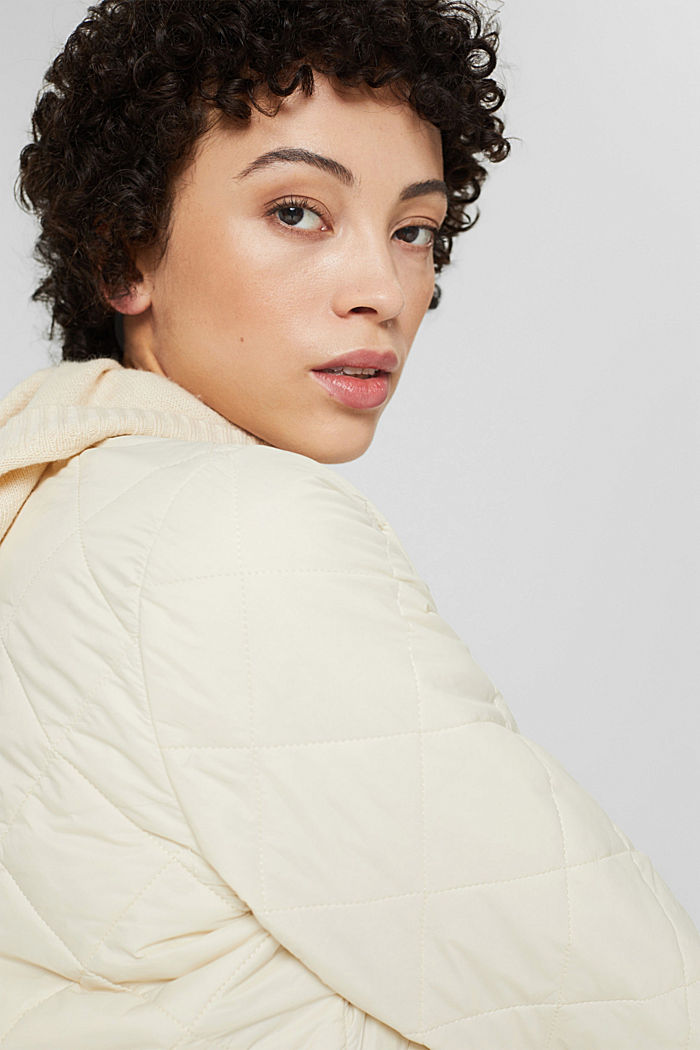 Made of recycled material: Quilted jacket with zip, LIGHT BEIGE, detail image number 5