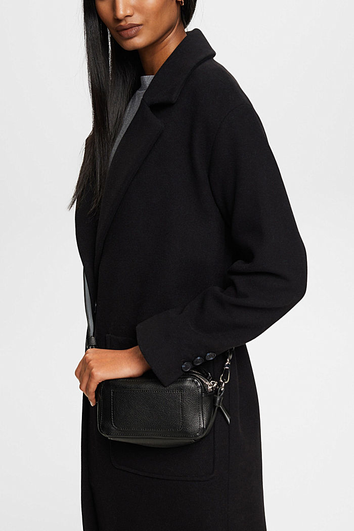 Small faux leather shoulder bag, BLACK, detail-asia image number 4