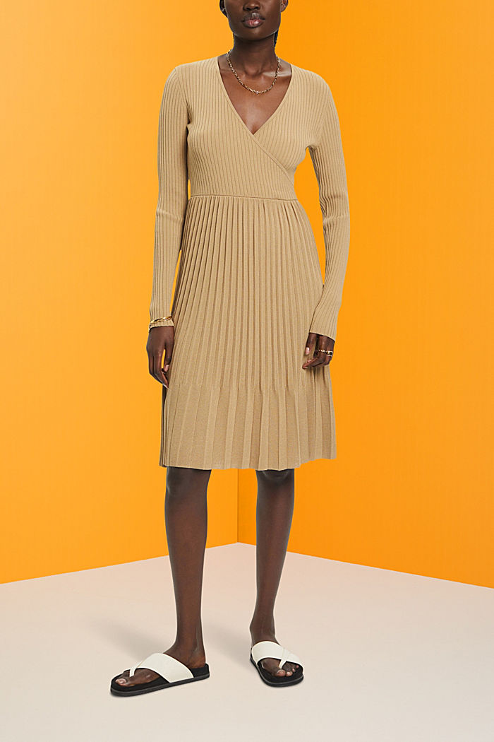 Pleated wrap dress with long-sleeves, KHAKI BEIGE, detail-asia image number 4