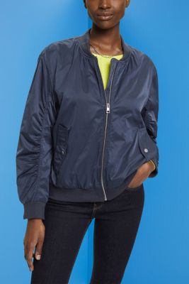 Lightweight bomber jacket