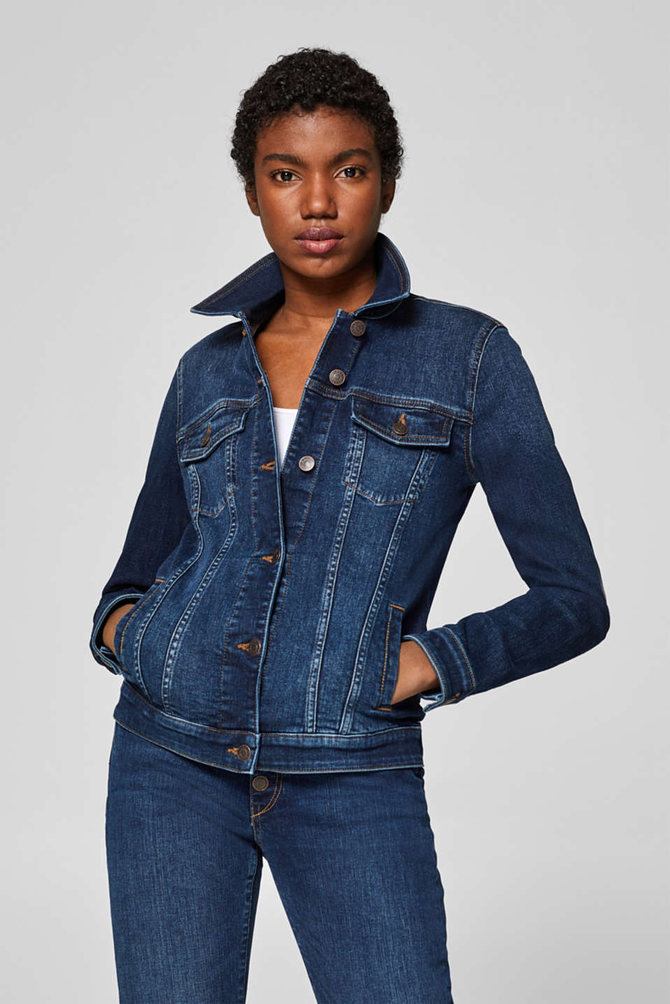 Esprit - Stretch denim jacket in a fashionable cut at our Online Shop