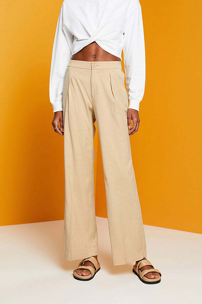 Split hem trousers with zip