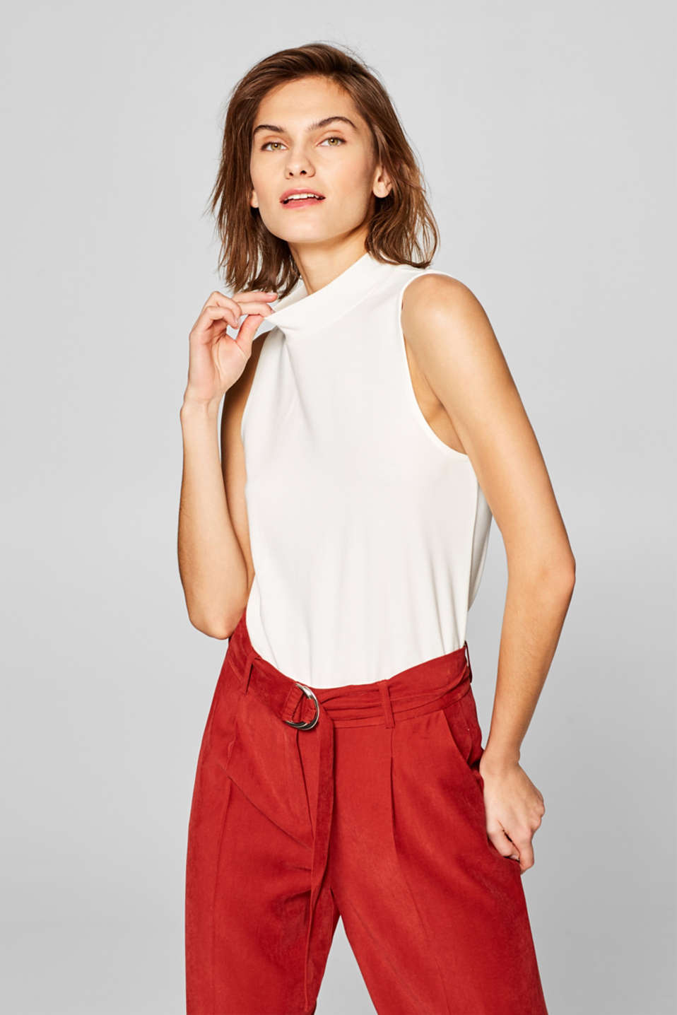 Esprit - Sleeveless stretch top with a stand-up collar at our Online Shop