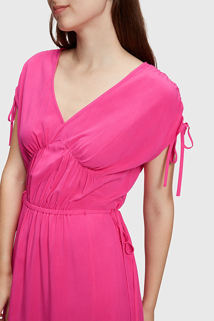 RAYON SILK RUCHED V NECK DRESS, PINK FUCHSIA, detail-asia image number 2