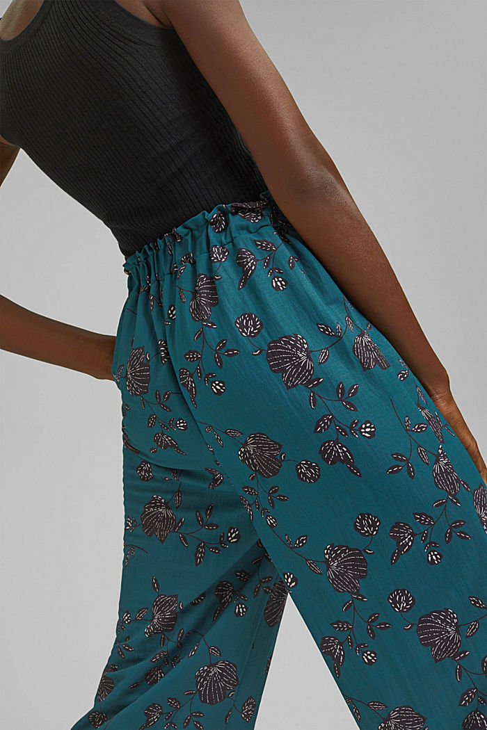 Floral culottes containing LENZING™ ECOVERO™, TEAL GREEN, detail image number 2