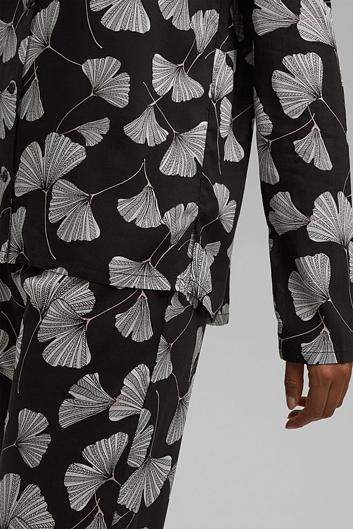 Pyjamas with a gingko print, LENZING™ ECOVERO™, BLACK, detail image number 2