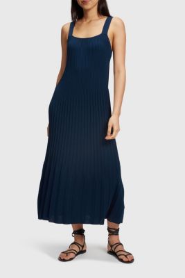 Pretty Pleats 百褶吊帶連身裙