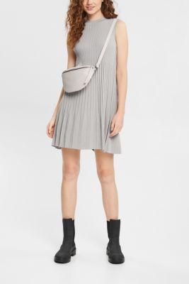 Pleated fit and flare dress, MEDIUM GREY, detail-asia image number 1