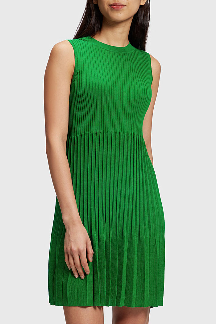 Pleated fit and flare dress, GREEN, overview-asia