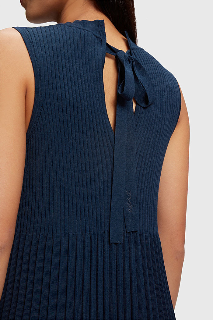 Pleated fit and flare dress, NAVY, detail-asia image number 5