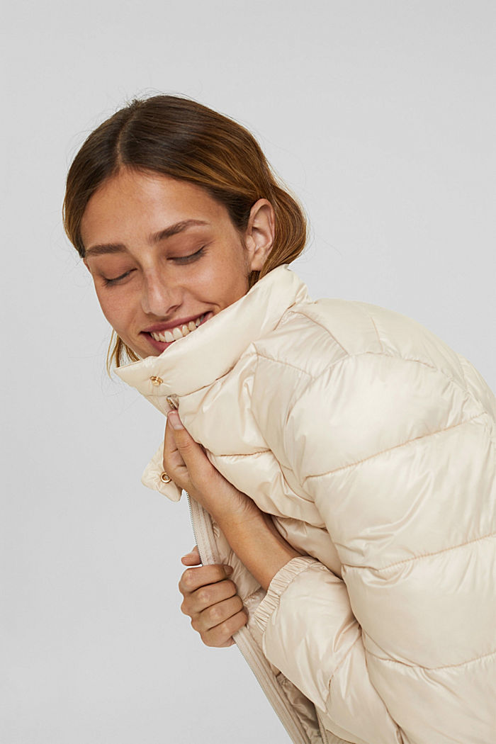 Recycled: ultra-lightweight, quilted bomber jacket