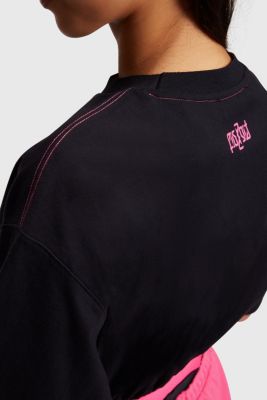 Cropped Neon Pop Rib Cuff Logo Tee, BLACK, detail-asia image number 2