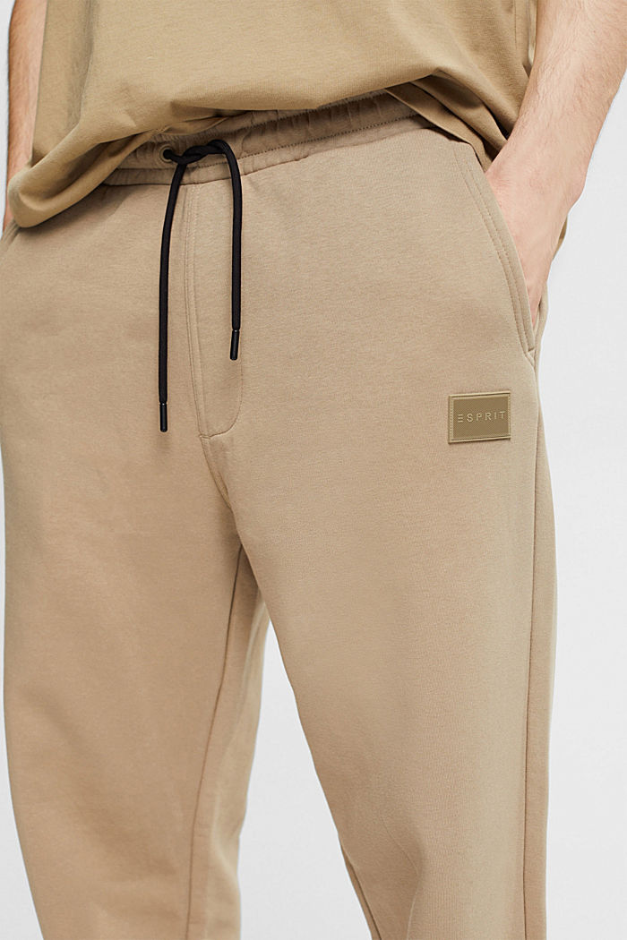 Made of recycled material: tracksuit bottoms with a wide leg, PALE KHAKI, detail-asia image number 3