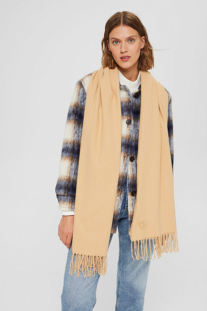 Gerecycled: extra zachte geweven sjaal met franjes