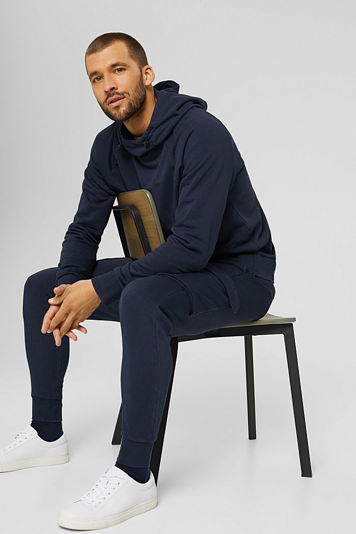Tracksuit bottoms in a cargo look, organic cotton