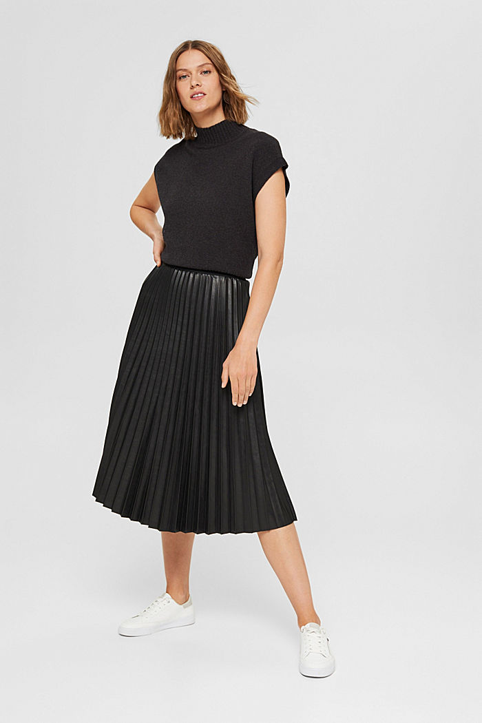Midi skirt in pleated faux leather, BLACK, detail image number 1