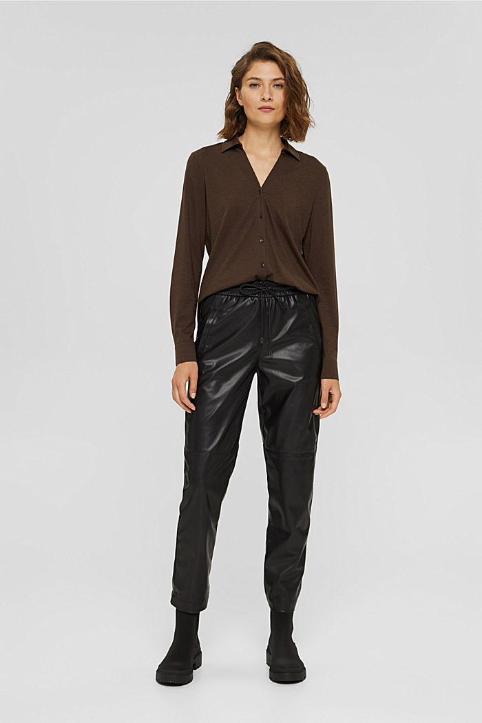 With TENCEL™: long sleeve top in a blouse style, DARK BROWN, detail image number 1