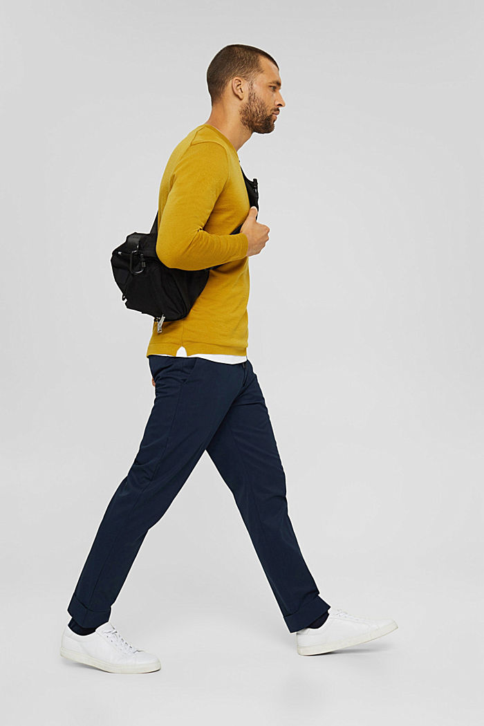 Chinos with an elasticated waistband made of blended organic cotton, NAVY, detail image number 6
