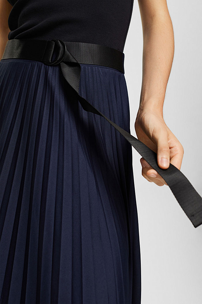 Pleated skirt with belt, NAVY, detail-asia image number 4