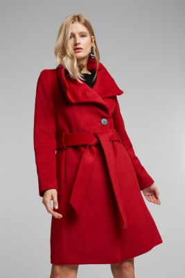 red coat belt