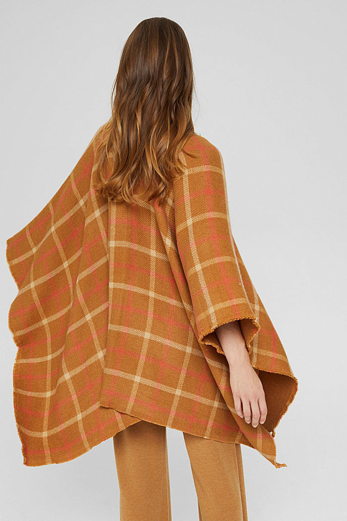 Checked poncho with a toggle fastener, CARAMEL, detail image number 4