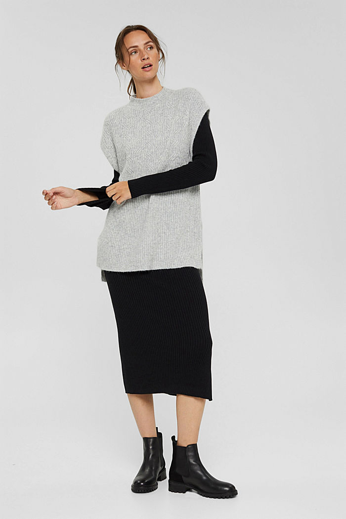 Textured knit sleeveless jumper in a wool/alpaca blend, LIGHT GREY, detail image number 1