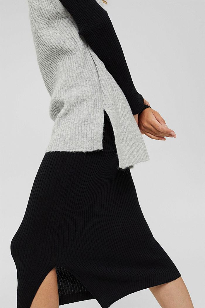 Textured knit sleeveless jumper in a wool/alpaca blend, LIGHT GREY, detail image number 2