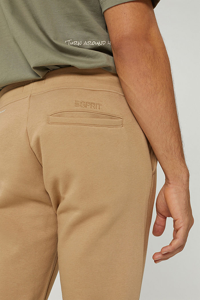 En matière recyclée : le pantalon de jogging orné d’une broderie, BEIGE, detail image number 3
