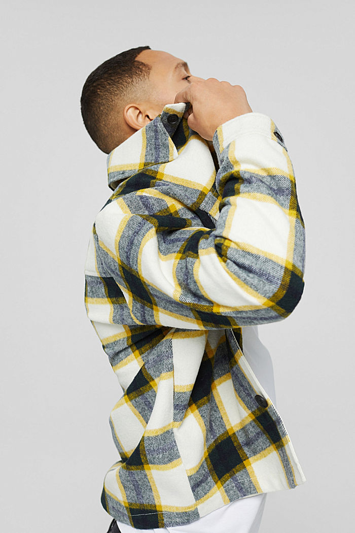 Wool blend: overshirt with a check pattern