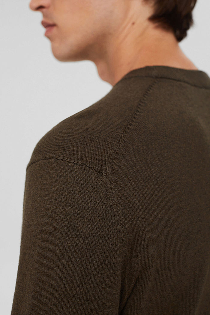 Cashmere blend: Knitted jumper with a round neckline, DARK KHAKI, detail image number 5