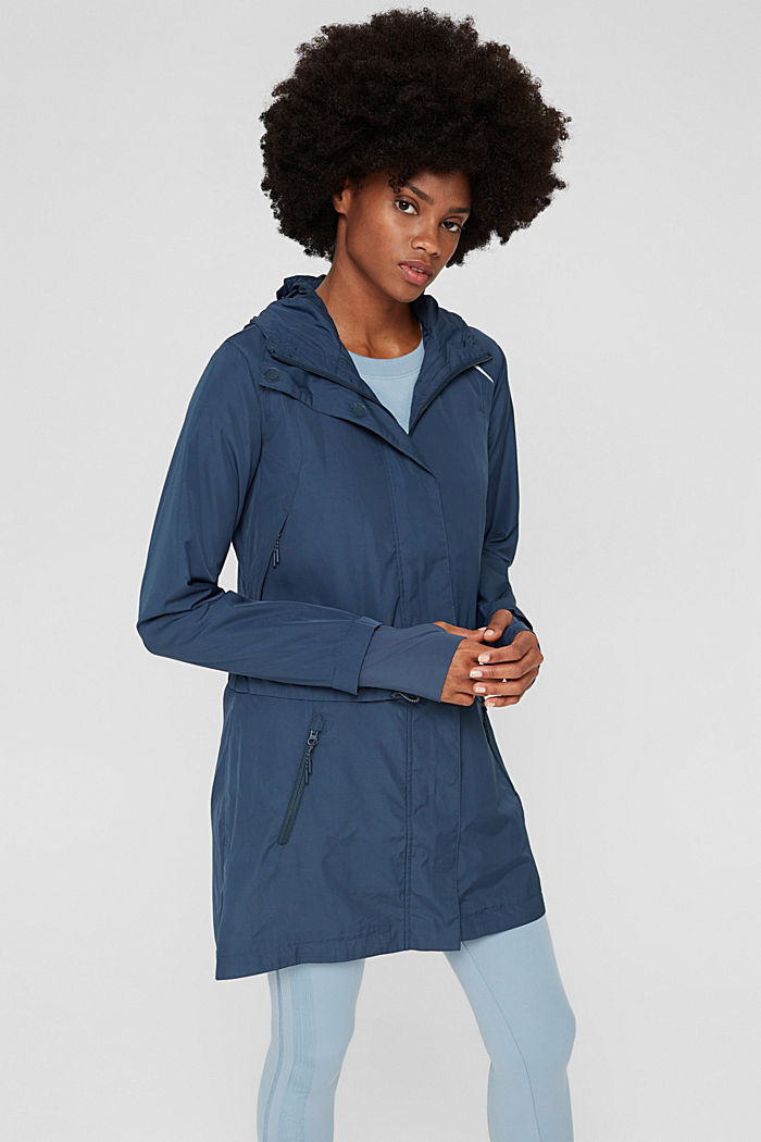 Active parka in a practical 2-in-1 style