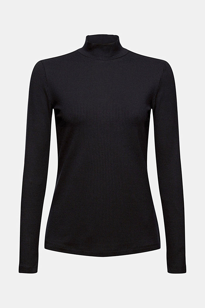 Made of lyocell (TENCEL™). Long sleeve top with a stand-up collar