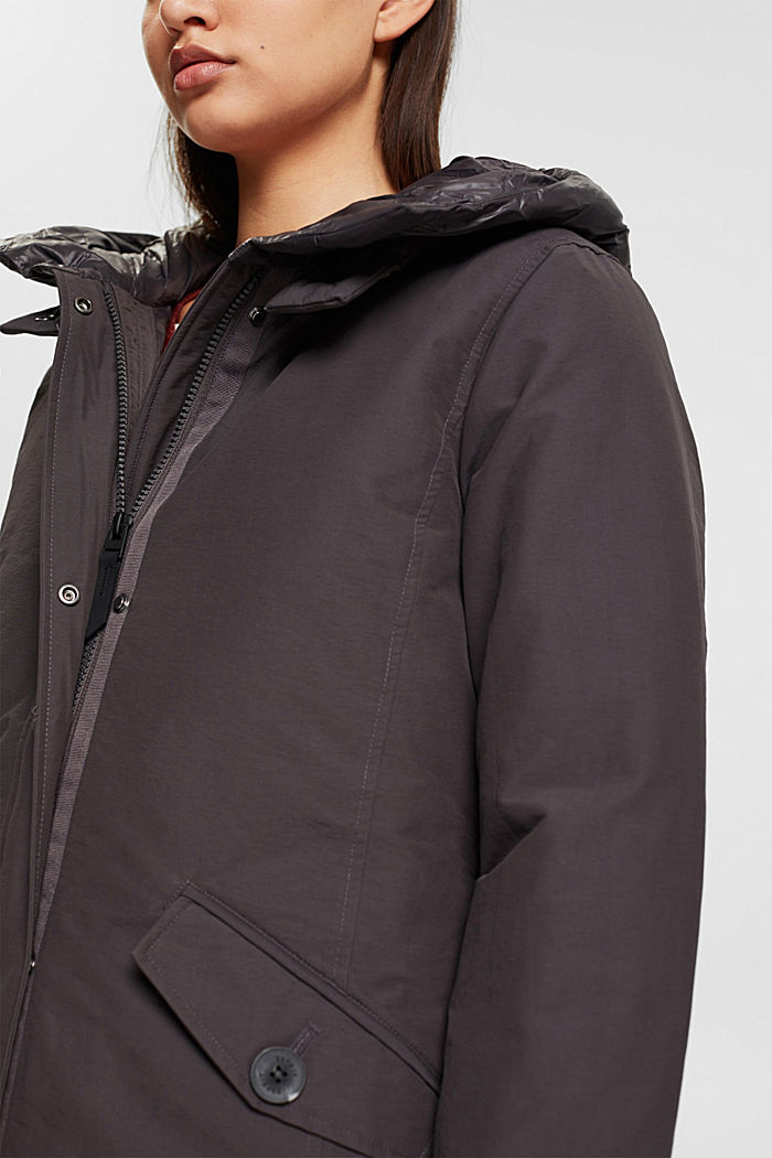 Hooded jacket with recycled down filling, ANTHRACITE, detail-asia image number 4