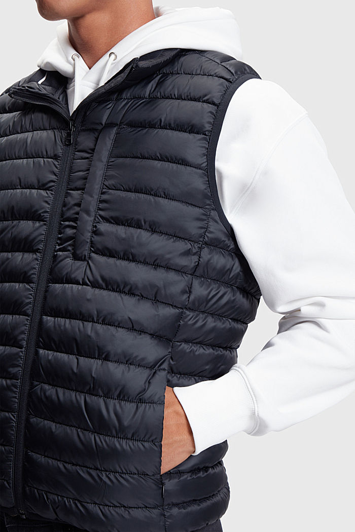 Quilted body warmer with 3M™ Thinsulate™ padding, BLACK, detail-asia image number 3