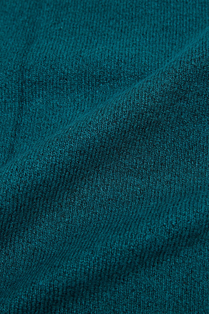 Made of recycled material: scarf with rolled edges, EMERALD GREEN, detail image number 2
