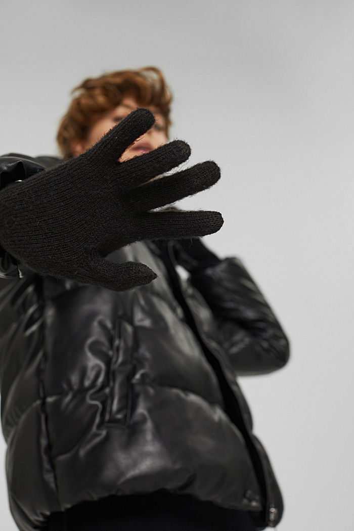 En matière recyclée : les gants en maille, BLACK, detail image number 3