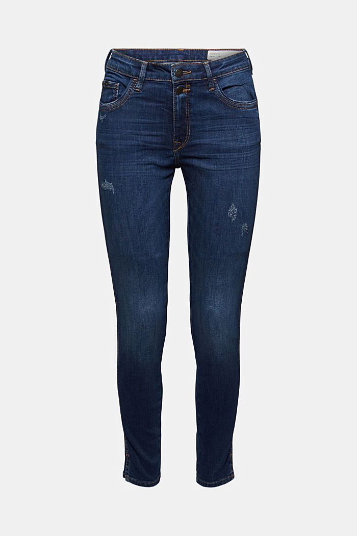 Stumpede jeans med slidsede kanter
