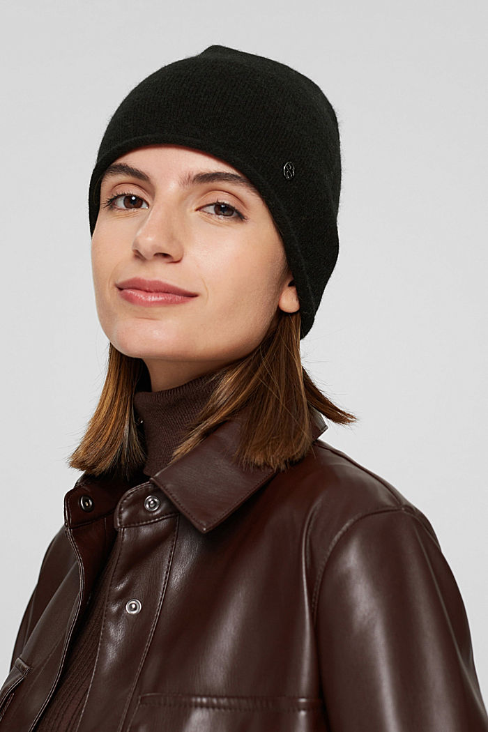 Made of cashmere/RWS wool: beanie with a rolled edge