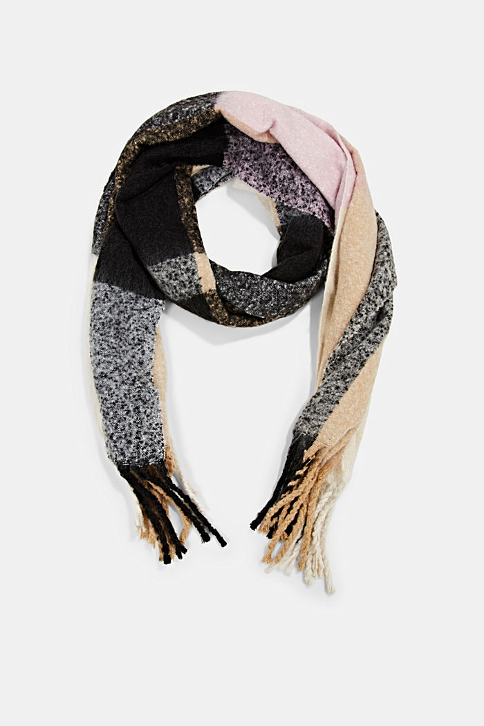 Recycled: check scarf with fringing