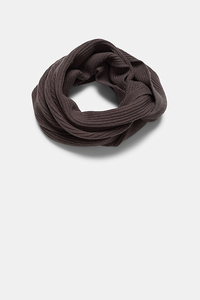Snood with responsible wool