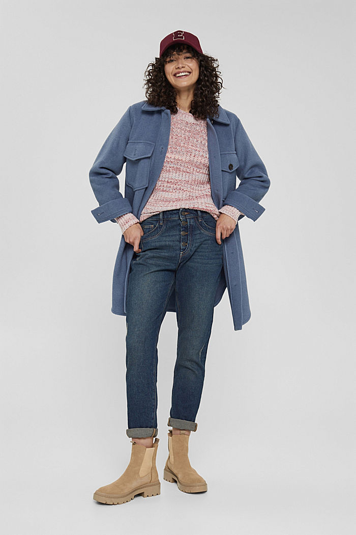 Button-fly jeans made of organic cotton