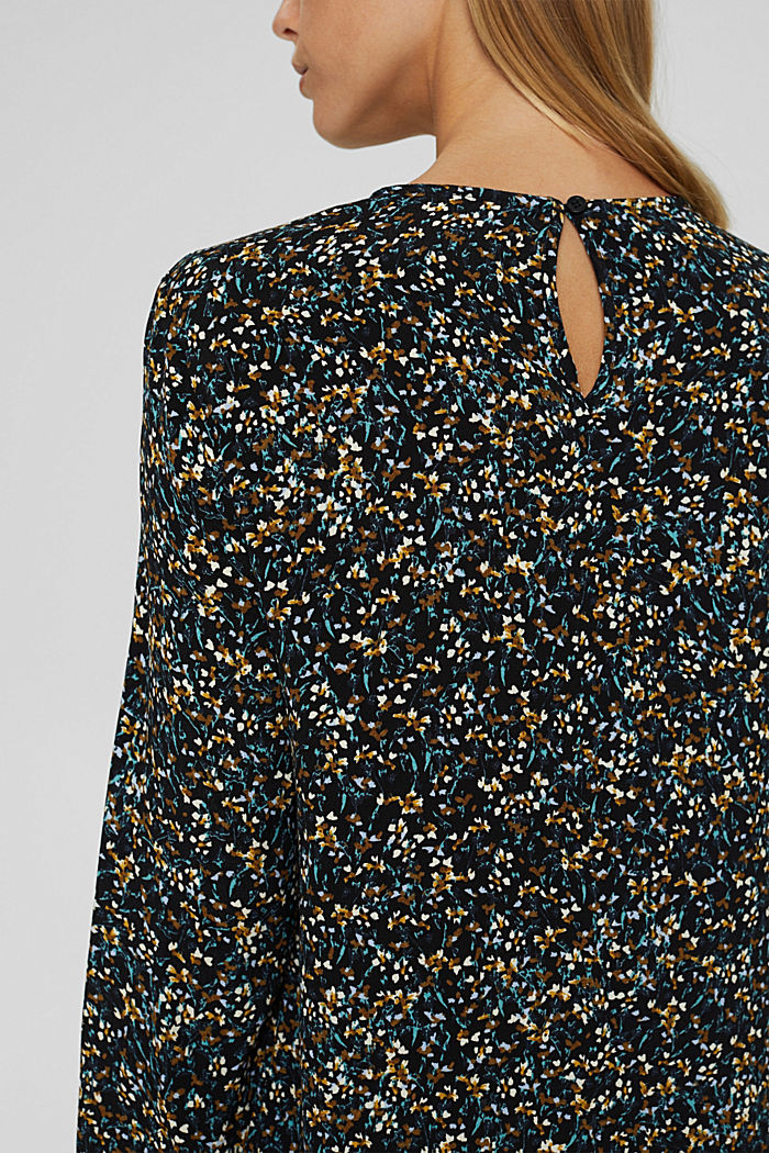 Sukienka z falbanami i wzorem millefleurs z LENZING™ ECOVERO™, NEW BLACK, detail image number 5