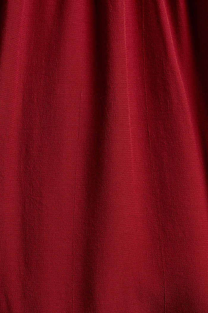 Smocked crêpe blouse made of LENZING™ ECOVERO™, DARK RED, detail image number 4