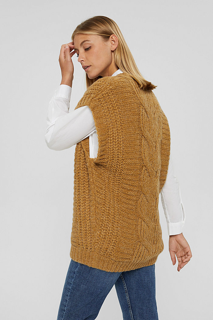 With alpaca/wool: cable knit sleeveless jumper, CAMEL, detail image number 3