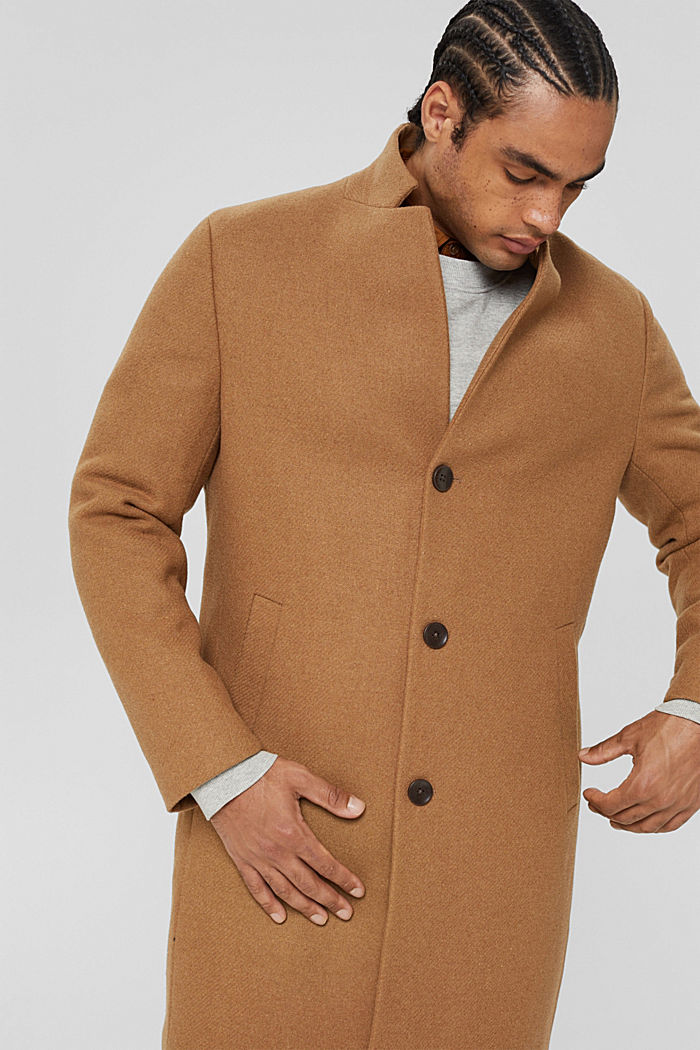 Reciclado: abrigo acolchado confeccionado en mezcla de lana, CAMEL, overview