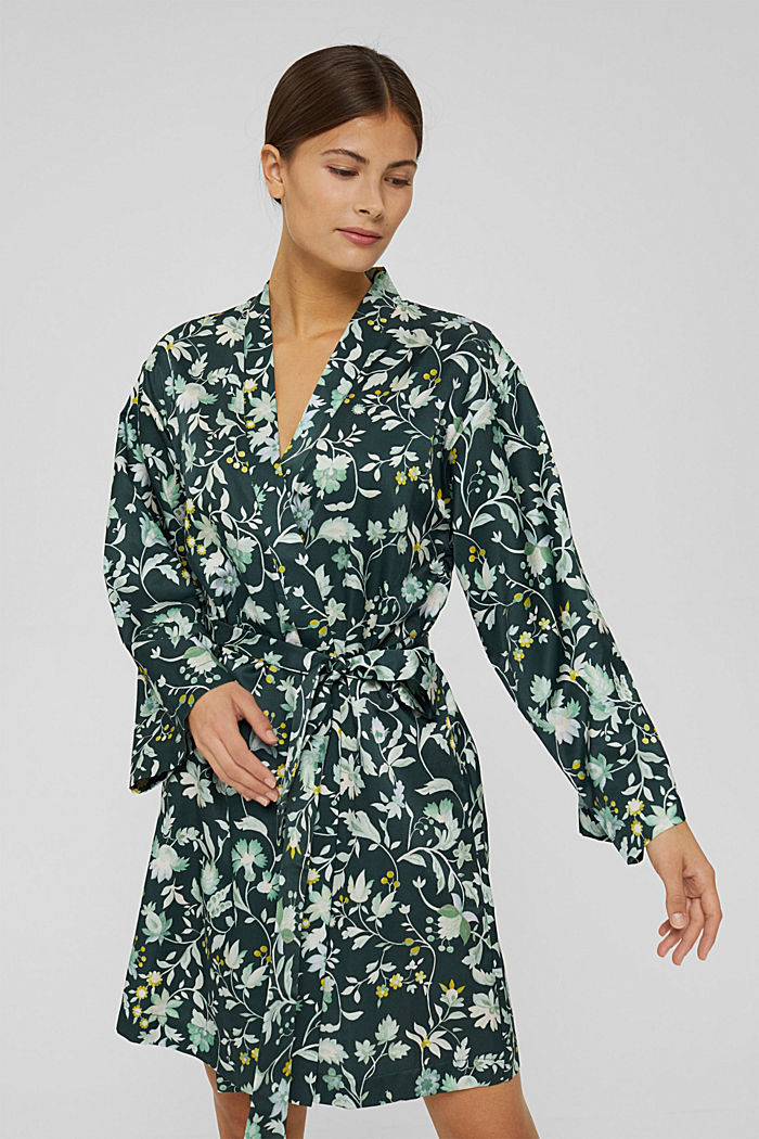 With silk: patterned kimono