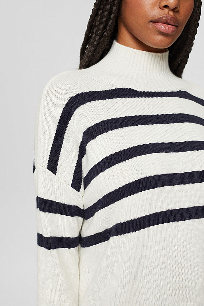 Wool/cashmere blend: jumper with a stand-up collar, OFF WHITE, detail image number 2