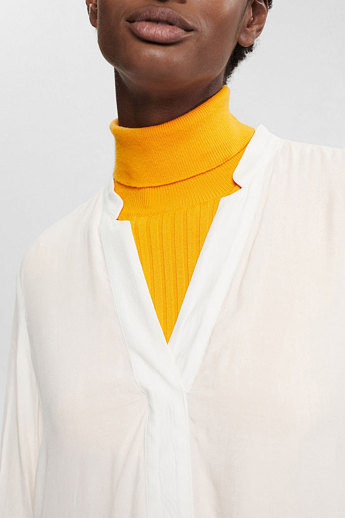 V-neck blouse, LENZING™ ECOVERO™, OFF WHITE, detail-asia image number 4