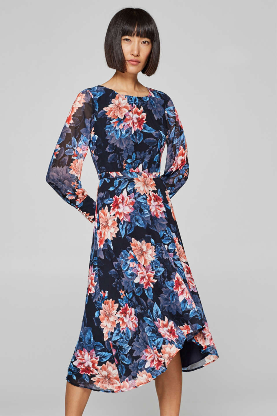 Esprit - Midi-Kleid aus zartem Chiffon im Online Shop kaufen